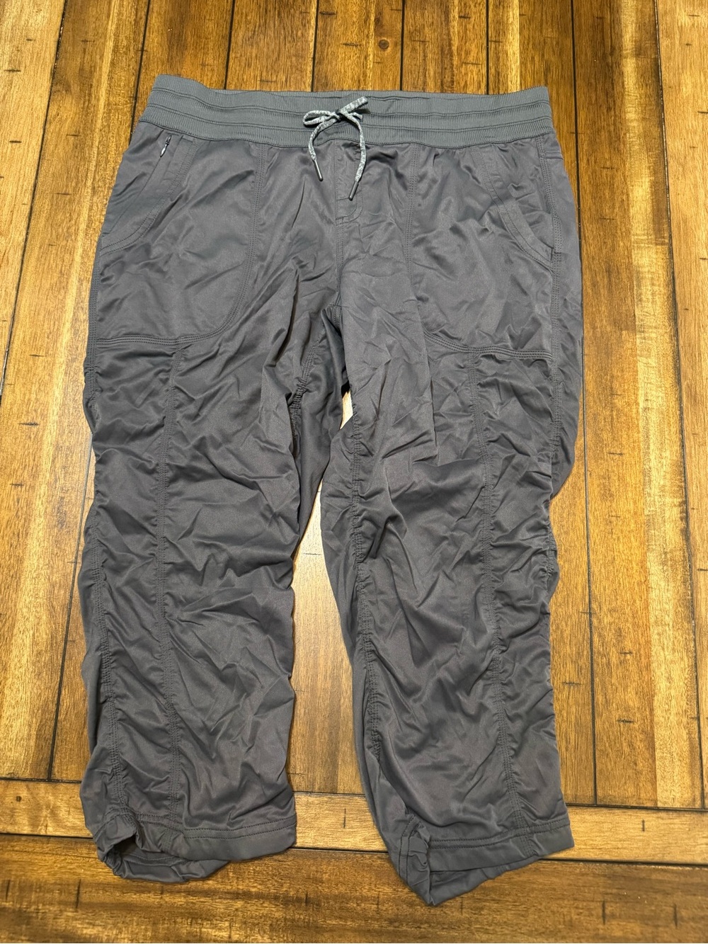 North face Women’s Gray Drawstring Active Pants